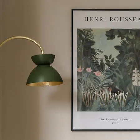 Biskey Howe- Georgian Charm *