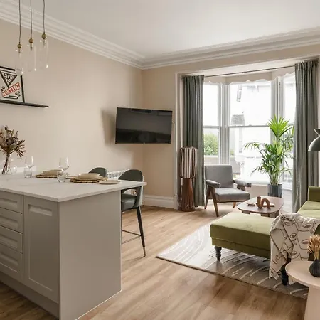 Biskey Howe- Georgian Charm * Bowness-on-Windermere