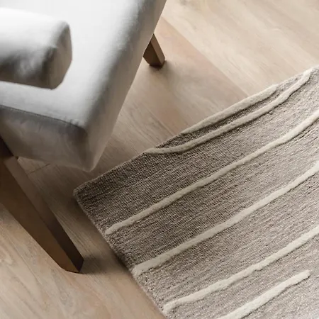 Biskey Howe- Georgian Charm